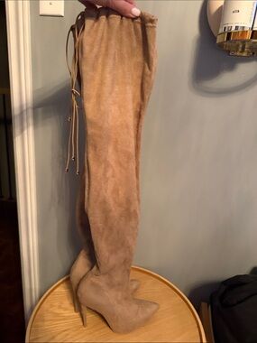 Women's Over-the-Knee Suede Stiletto Boot - Tan